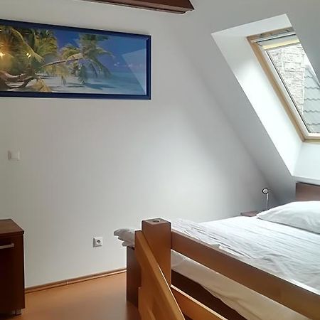 Fatrapark 1 U Sovicky Studio, Kuchynka, Kupelna,S Balkonom Gratis Parkovanie V Podzemnej Garazi Ruzomberok Buitenkant foto