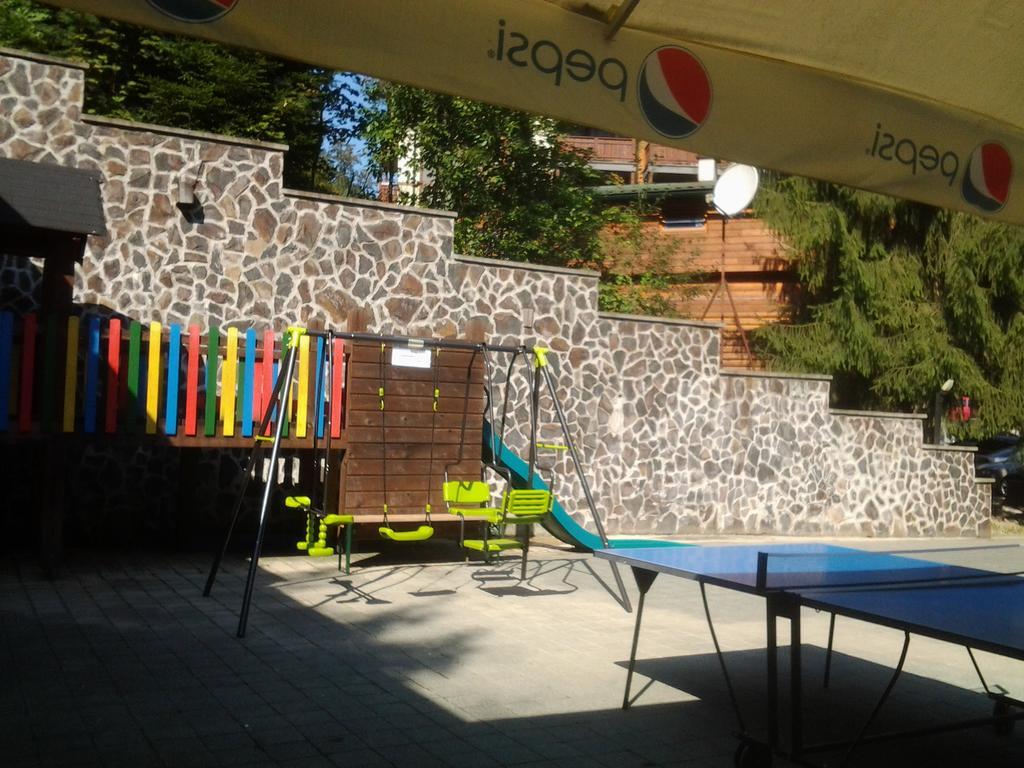Fatrapark 1 U Sovicky Studio, Kuchynka, Kupelna,S Balkonom Gratis Parkovanie V Podzemnej Garazi Ruzomberok Buitenkant foto