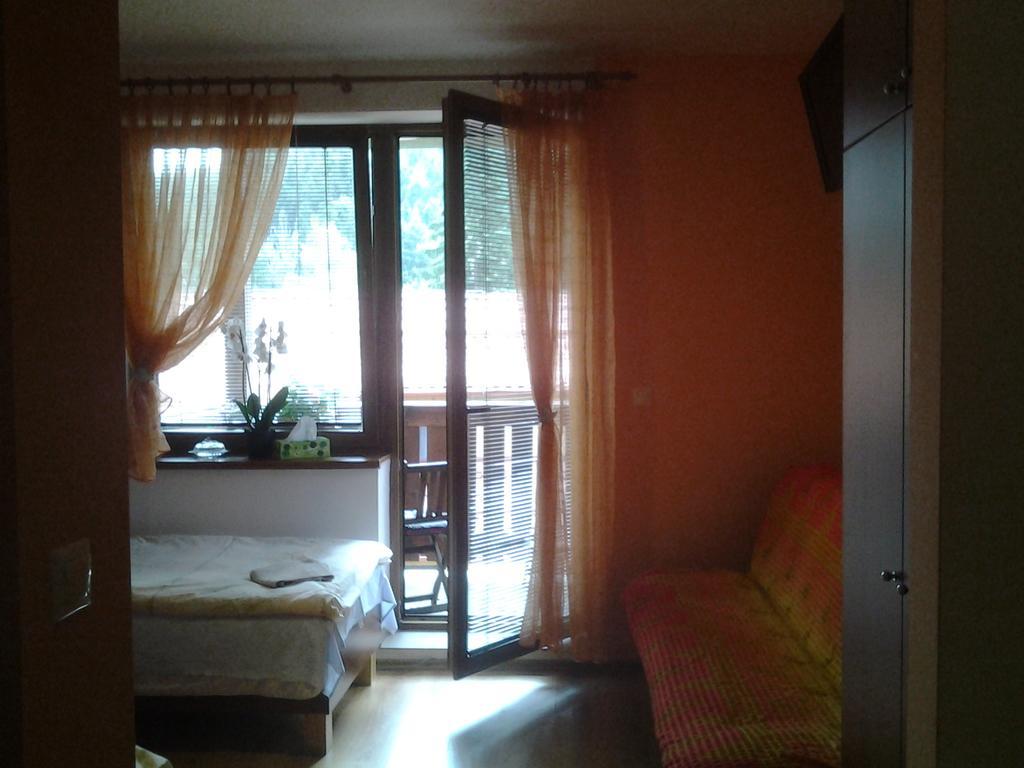 Fatrapark 1 U Sovicky Studio, Kuchynka, Kupelna,S Balkonom Gratis Parkovanie V Podzemnej Garazi Ruzomberok Buitenkant foto