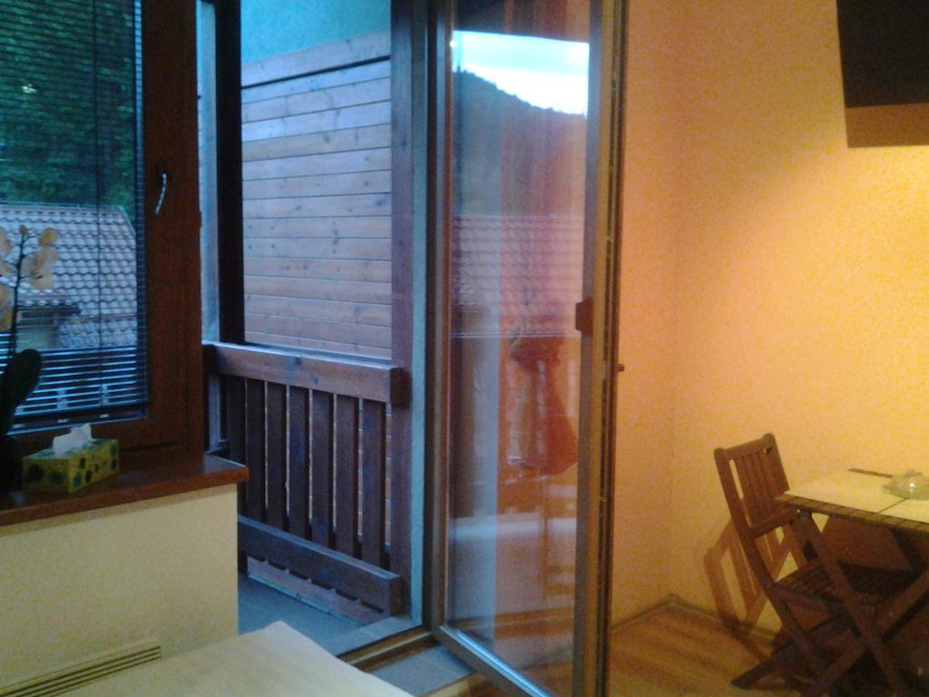 Fatrapark 1 U Sovicky Studio, Kuchynka, Kupelna,S Balkonom Gratis Parkovanie V Podzemnej Garazi Ruzomberok Buitenkant foto
