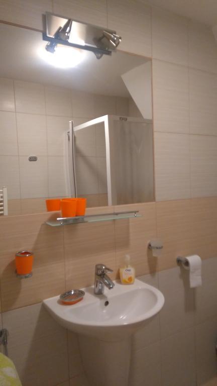 Fatrapark 1 U Sovicky Studio, Kuchynka, Kupelna,S Balkonom Gratis Parkovanie V Podzemnej Garazi Ruzomberok Buitenkant foto