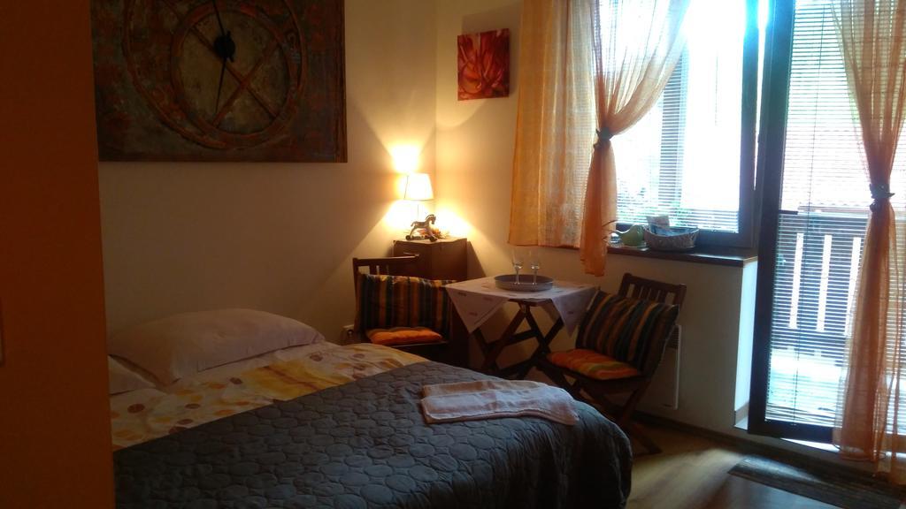 Fatrapark 1 U Sovicky Studio, Kuchynka, Kupelna,S Balkonom Gratis Parkovanie V Podzemnej Garazi Ruzomberok Buitenkant foto