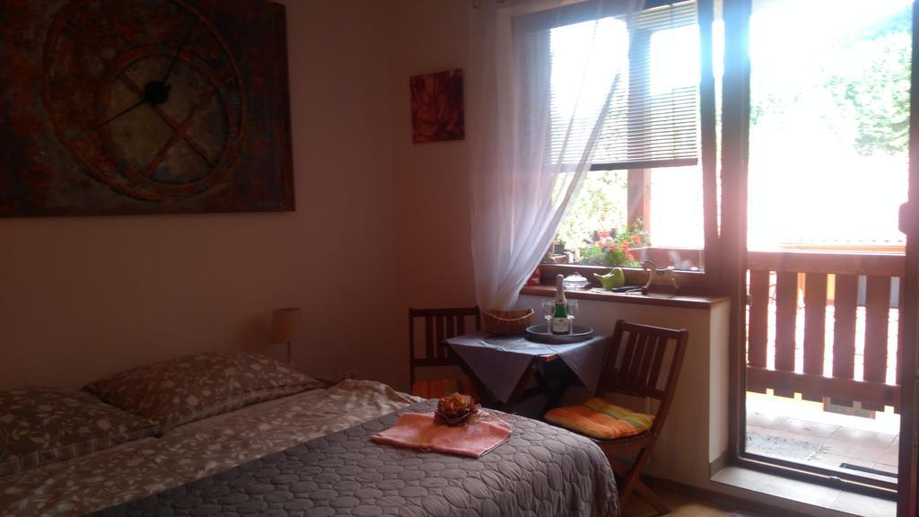 Fatrapark 1 U Sovicky Studio, Kuchynka, Kupelna,S Balkonom Gratis Parkovanie V Podzemnej Garazi Ruzomberok Buitenkant foto